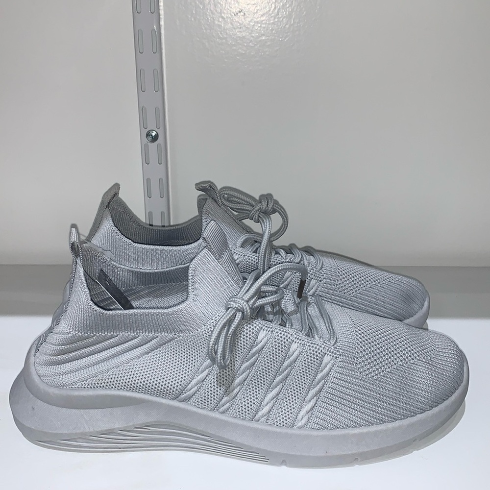 GREY SNEAKERS